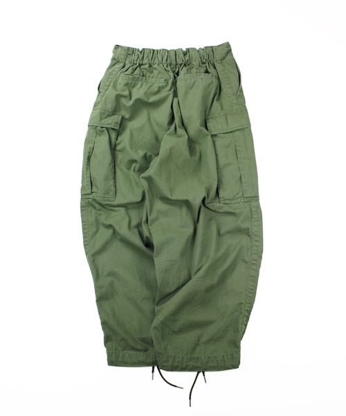 Universal Style Wear（ユニバーサルスタイルウェア）の「Universal Style Wear テーパード バズーカ カーゴ パンツ（カーゴパンツ・メンズ・カーキ/ブラック/グレー/オフホワイト・MEDIUM/LARGE/X-LARGE）」の13枚目の写真