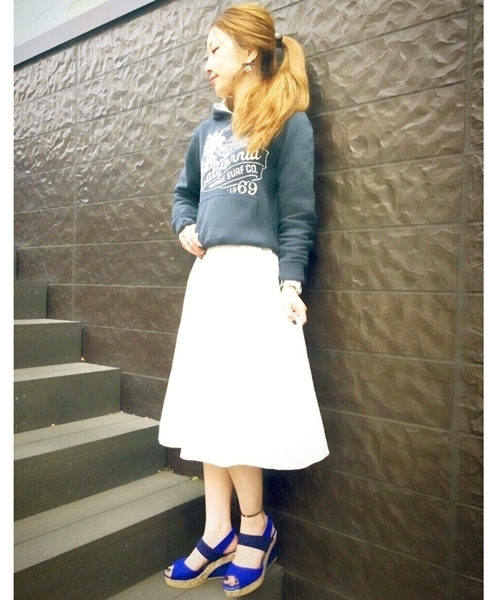 LE TALON(ルタロン)の「◇9cmハイショクダブルベルトウェッジ(サンダル・レディース・ベージュ/ブルー系その他/カーキ/ネイビー・36.5/35.5/37.5)」の16枚目の写真