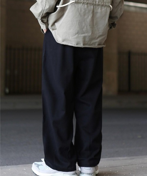 VIBGYOR（ヴィブジョー）の「【バーレスク】スーパールーズチノトラウザー(BQ)（チノパンツ・メンズ・ブラック/カーキ/ベージュ・MEDIUM/LARGE）」の5枚目の写真