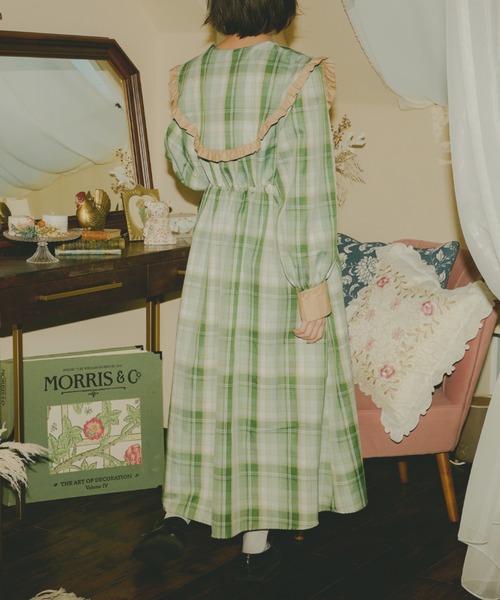 kutir（クティール）の「【クティールとレトロ】アソートビッグ襟ワンピース（ワンピース・レディース・ブルー/ブラック/グリーン・LARGE/MEDIUM/SMALL）」の17枚目の写真