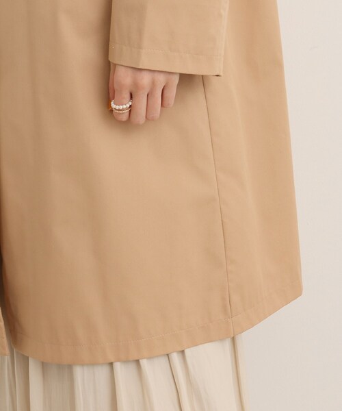 SHOO・LA・RUE（シューラルー）の「◆【着回ししやすい】ステンカラーコート（ステンカラーコート・レディース・ピンク系/ライトベージュ/ブラック・02/03/04）」の4枚目の写真
