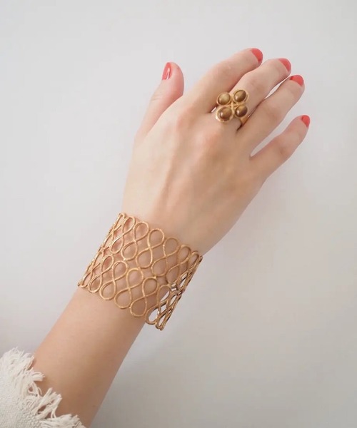 ADER（アデル）の「INFINI bangle wide（バングル/リストバンド）」 - WEAR