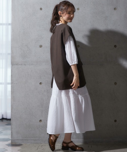 miclat（ミクラ）の「大きいサイズ　深Vネック半袖ベスト　miclat（ベスト・レディース・ダークブラウン/イエロー系・LL/L/4L/3L/5L）」の6枚目の写真