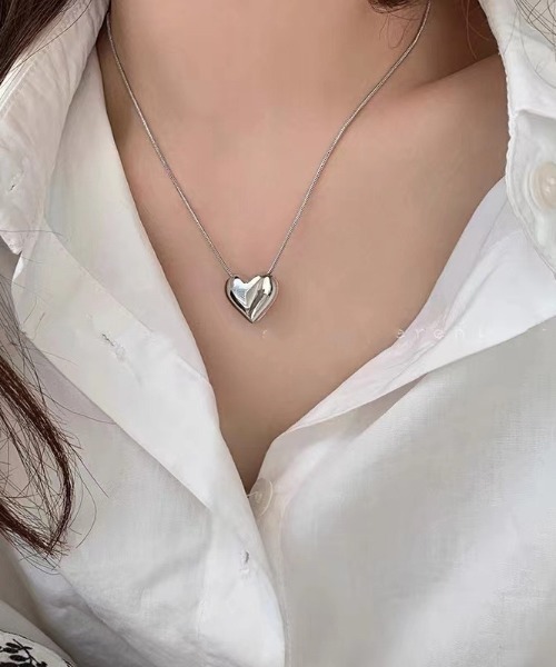 LAC-VERT（ラック・ヴェール）の「ポイントハートネックレス（ネックレス・レディース・シルバー・FREE）」の5枚目の写真