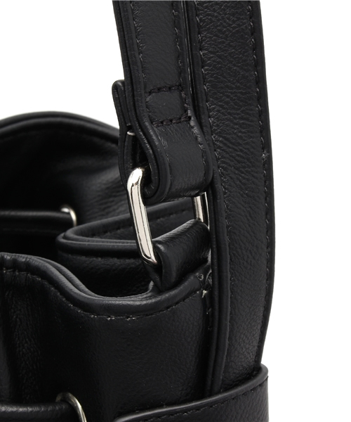 mystic(ミスティック)の「2WAY巾着BAG(ショルダーバッグ・レディース・ブラック/アイボリー・フリ-)」の8枚目の写真