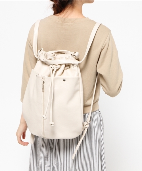 mystic(ミスティック)の「2WAY巾着BAG(ショルダーバッグ・レディース・ブラック/アイボリー・フリ-)」の3枚目の写真