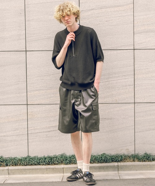 COLIN（コリン）の「COLIN:Peater FAKE LEATHER CARGO SHORTS シンセティックレザー  カーゴ ショーツ（カーゴパンツ・メンズ・ブラック・S/M/L）」の9枚目の写真