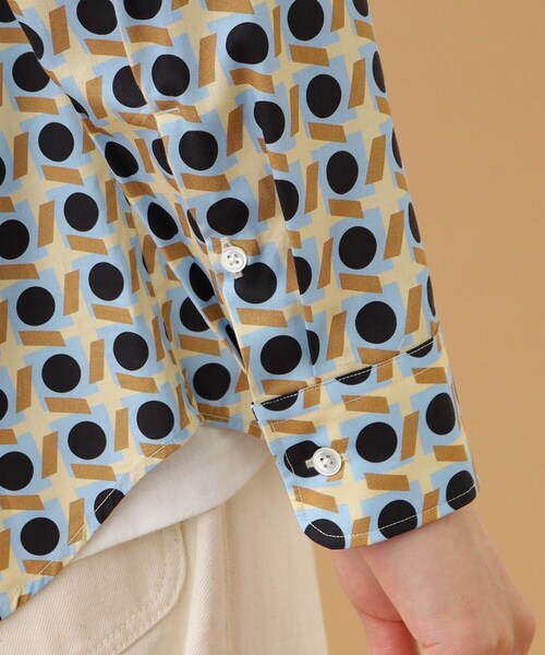 40ｃｔ＆525（フォーティーカラッツアンドゴーニーゴ）の「【Sサイズ~】アールデコプリント シャツ（シャツ/ブラウス・メンズ・ネイビー系/ベージュ系・01/02/03/04）」の16枚目の写真