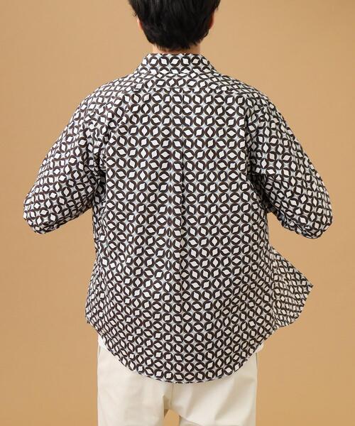 40ｃｔ＆525（フォーティーカラッツアンドゴーニーゴ）の「【Sサイズ~】アールデコプリント シャツ（シャツ/ブラウス・メンズ・ネイビー系/ベージュ系・01/02/03/04）」の4枚目の写真