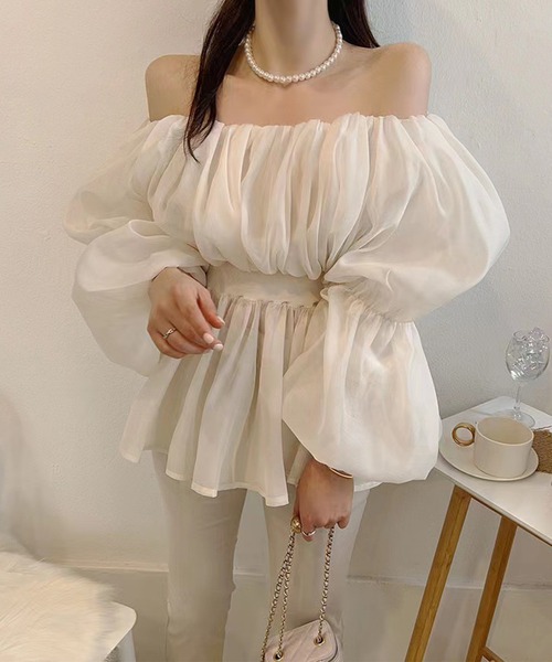 Jasmine Grandiflorum（ジャスミングランディフローラム）の「【Jasmine】オフショルダーボリュームスリーブブラウス（シャツ/ブラウス・レディース・ホワイト・FREE）」の11枚目の写真