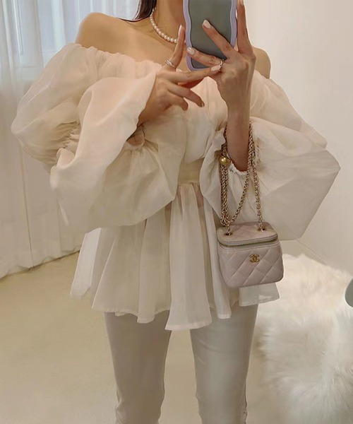 Jasmine Grandiflorum（ジャスミングランディフローラム）の「【Jasmine】オフショルダーボリュームスリーブブラウス（シャツ/ブラウス・レディース・ホワイト・FREE）」の7枚目の写真