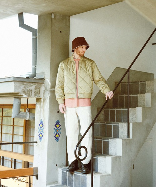 KIIT（キート）の「KIIT キート / QUILTED BOMBER JKT キルティングボンバージャケット / KIP-Y96-500（MA-1・メンズ・ブラック/ライトベージュ/ダークブルー・1/2/3）」の14枚目の写真
