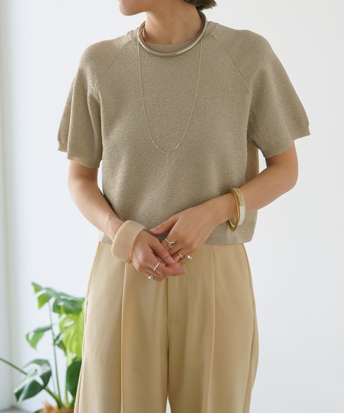 Omekashi(オメカシ)の「ボリュームバングル(バングル/リストバンド・レディース・ベージュ・FREE)」の2枚目の写真
