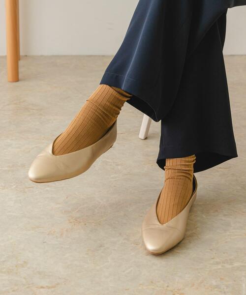 RODE SKO（ロデスコ）の「アーモンドトウパンプス（パンプス・レディース・ブラック/ピンク/ゴールド・36/37/38）」の3枚目の写真