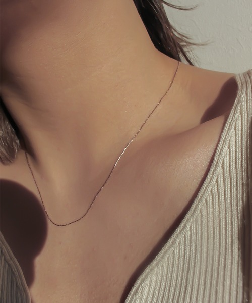 ebine(エビネ)の「0.6mm Skin Necklace 金属アレルギー対応 サージカルステンレス(ネックレス・レディース・ピンクゴールド/シルバー/ゴールド・40/45)」の10枚目の写真