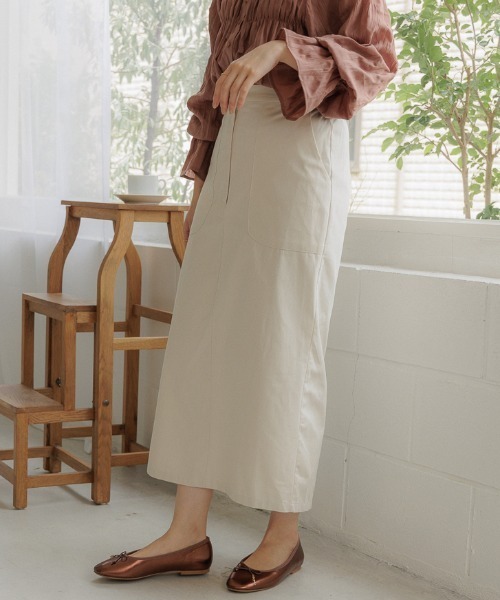 flower（フラワー）の「レディストレートスカート（スカート・レディース・ブラック/アイボリー・FREE）」の2枚目の写真