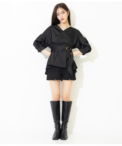 ANAP（アナップ）の「バックル付カシュクールデザイントップス（シャツ/ブラウス・レディース・ブラック/ホワイト/オレンジ・FREE）」の4枚目の写真