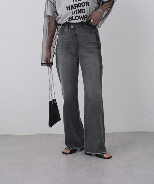 COLONY 2139（コロニートゥーワンスリーナイン）の「ウエストアシメサイドラインデニム（デニムパンツ・レディース・ブルー/ブラック・LARGE/MEDIUM/SMALL）」の2枚目の写真