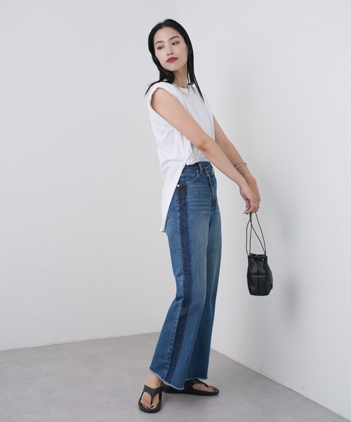 COLONY 2139（コロニートゥーワンスリーナイン）の「ウエストアシメサイドラインデニム（デニムパンツ・レディース・ブルー/ブラック・LARGE/MEDIUM/SMALL）」の22枚目の写真