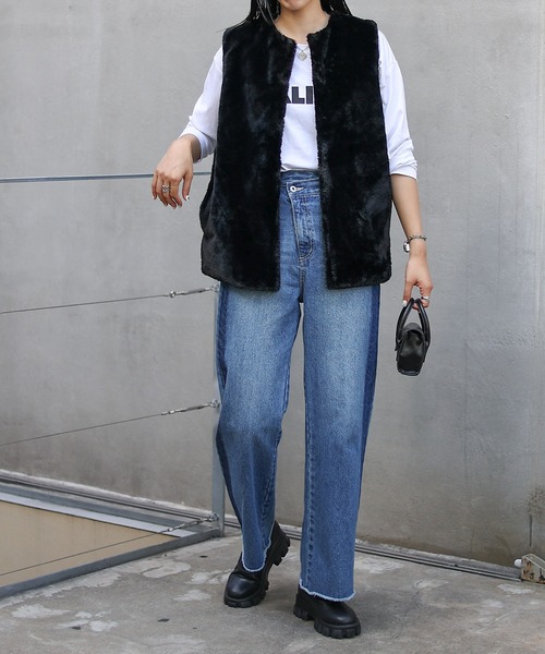 COLONY 2139（コロニートゥーワンスリーナイン）の「ウエストアシメサイドラインデニム（デニムパンツ・レディース・ブルー/ブラック・LARGE/MEDIUM/SMALL）」の15枚目の写真