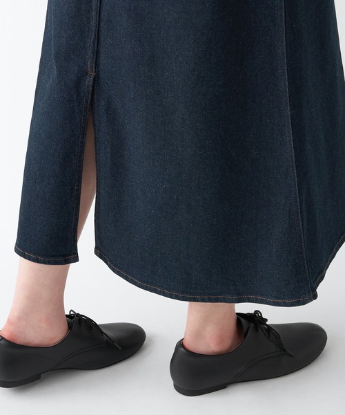 無印良品(ムジルシリョウヒン)の「ストレッチデニムサロペットスカート(サロペット/オーバーオール・レディース・ネイビー系・L/M/XS/XXL)」の8枚目の写真