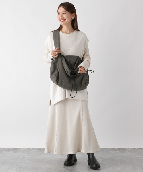 LEPSIM(レプシィム)の「ナイロンドロストショルダー 976568(ショルダーバッグ・レディース・ブラック/グレー/アイボリー・ONE SIZE)」の20枚目の写真