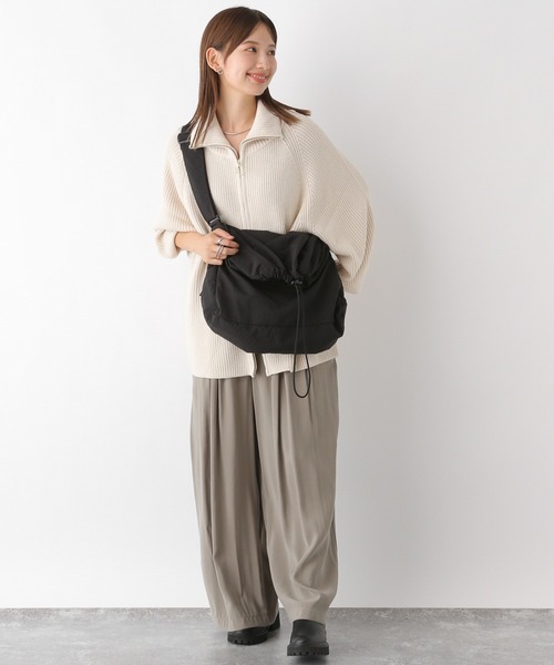 LEPSIM(レプシィム)の「ナイロンドロストショルダー 976568(ショルダーバッグ・レディース・ブラック/グレー/アイボリー・ONE SIZE)」の14枚目の写真