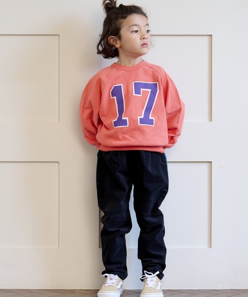 Life Support Products(ライフサポートプロダクツ)の「スウェード裏毛ラグランカレッジトレーナー(80~150cm)(スウェット・キッズ・オフホワイト/ブルー/キャメル/ブラウン/オレンジ/チャコール・80/90/95/100/110/120/130/140/150)」の9枚目の写真