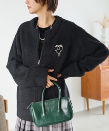 uora（ユオラ）の「フェザーヤーン キャットロゴ刺繍 ジップニット（ニット/セーター）」