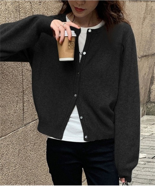 Ritzy（リッツィー）の「ショート丈 ニットカーディガン（カーディガン/ボレロ・レディース・ワイン/マスタード/モカ/グレー/カーキ/ブラック/ベージュ/パープル・FREE）」の2枚目の写真