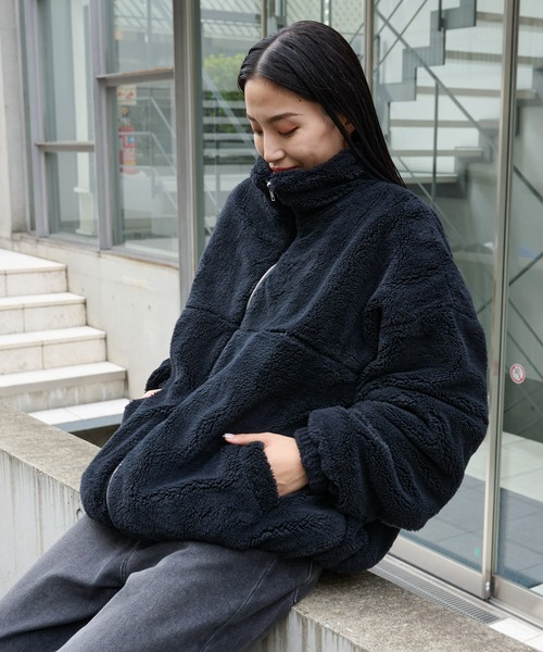 COLONY 2139（コロニートゥーワンスリーナイン）の「シャギーフリース