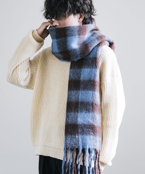 Rocky Monroe（ロッキーモンロー）の「新色追加 モヘアタッチ ボリュームフリンジマフラー 無地/チェック（マフラー・メンズ・ライトイエロー/ブルー/グレー/オフホワイト/チェック/オレンジ/ベージュ/ミント/モカ/ロイヤルブルー/イエロー/ブラウン/レッド/ピンク/ライトブルー/マルチ/ライトピンク/ブラック/カーキ/パープル/イエロー系/オレンジ系/レッド系/ブラウン系1/パープル系/ブルーグリーン/ブラック系/ライトグレー/ベージュ系/ピンク系/ブラウン系/ダークパープル/グリーン/パープル系1/ブラック系1/カラフル/ピンク系1/ブルー系・FREE）」の21枚目の写真