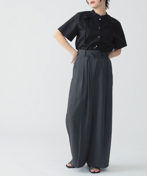 Ray BEAMS(レイビームス)の「RBS / アシンメトリー ベルト ラップパンツ(その他パンツ・レディース・チャコール/ブラウン・1/0)」の2枚目の写真