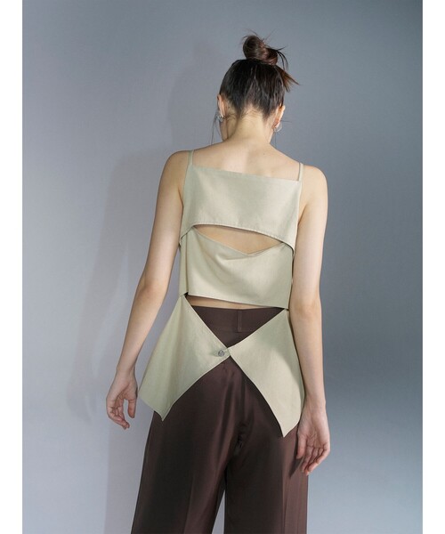 Ray BEAMS(レイビームス)の「RBS / アシンメトリー ベルト ラップパンツ(その他パンツ・レディース・チャコール/ブラウン・1/0)」の8枚目の写真