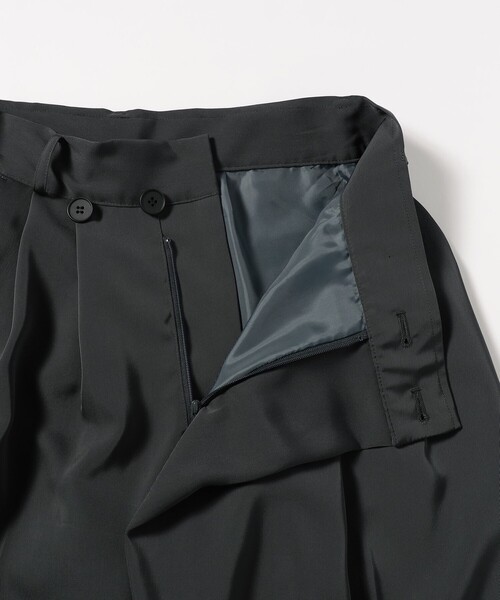 Ray BEAMS(レイビームス)の「RBS / アシンメトリー ベルト ラップパンツ(その他パンツ・レディース・チャコール/ブラウン・1/0)」の11枚目の写真