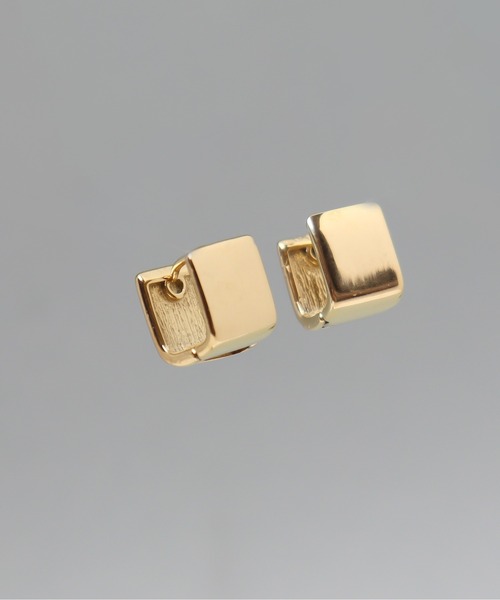ieLS(イエルズ)の「金属アレルギー対応「ieLS」ステンレス キューブピアス(ピアス(両耳用)・メンズ・ゴールド/シルバー・ONE SIZE)」の3枚目の写真