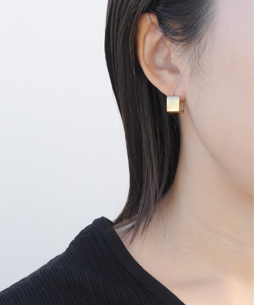 ieLS(イエルズ)の「金属アレルギー対応「ieLS」ステンレス キューブピアス(ピアス(両耳用)・メンズ・ゴールド/シルバー・ONE SIZE)」の6枚目の写真