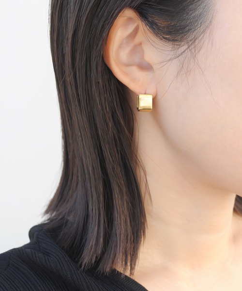 ieLS(イエルズ)の「金属アレルギー対応「ieLS」ステンレス キューブピアス(ピアス(両耳用)・メンズ・ゴールド/シルバー・ONE SIZE)」の8枚目の写真