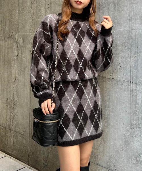 INGNI（イング）の「アーガイル柄ニットワンピース（ワンピース・レディース・グレー/ブラック・M）」の13枚目の写真