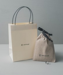 and cloud（アンドクラウド）の「Gift Set - Tragus Cuff & Hoop Earring（イヤーカフ）」