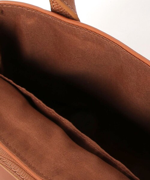 fredy emue(フレディエミュ)の「フラップクロコボストンバッグ(ボストンバッグ・レディース・キャメル/ブラック・FREE)」の15枚目の写真