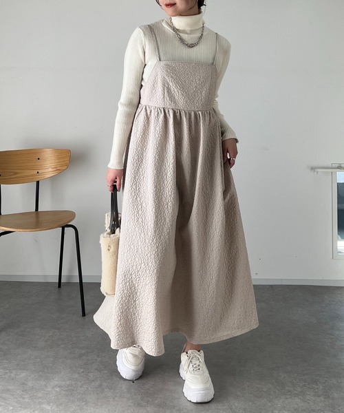 un dix cors（アンディコール）の「フラワーふくれジャガードキャミワンピース（ワンピース・レディース・ブラック/グレイッシュベージュ・FREE）」の22枚目の写真