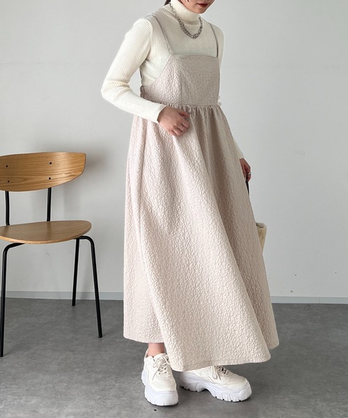 un dix cors（アンディコール）の「フラワーふくれジャガードキャミワンピース（ワンピース・レディース・ブラック/グレイッシュベージュ・FREE）」の21枚目の写真