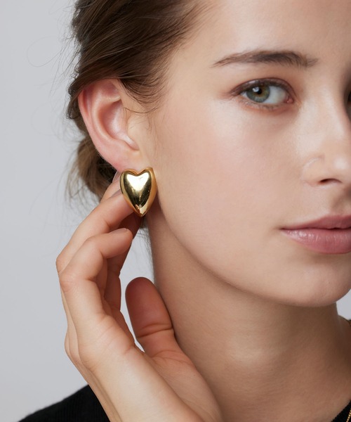 CENE(セネ)の「【CENE】セネ/ビッグハートイヤリング(イヤリング・レディース・ゴールド/シルバー・FREE)」の12枚目の写真