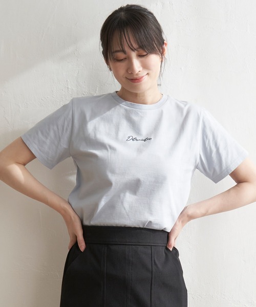 ikka(イッカ)の「【親子コーデ】ロゴフォトプリントT(Tシャツ/カットソー・レディース・ホワイト/チャコールグレー/オフホワイト/ベージュ/ライトブルー/ブラック・S/M/L)」の6枚目の写真