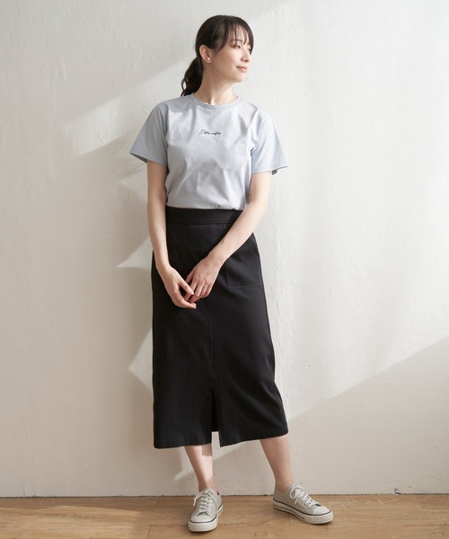 ikka(イッカ)の「【親子コーデ】ロゴフォトプリントT(Tシャツ/カットソー・レディース・ホワイト/チャコールグレー/オフホワイト/ベージュ/ライトブルー/ブラック・S/M/L)」の15枚目の写真