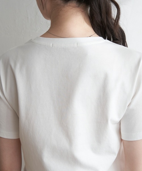 ikka(イッカ)の「【親子コーデ】ロゴフォトプリントT(Tシャツ/カットソー・レディース・ホワイト/チャコールグレー/オフホワイト/ベージュ/ライトブルー/ブラック・S/M/L)」の18枚目の写真