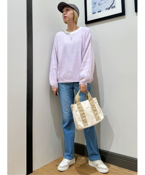 SOMETHING(サムシング)の「SOMETHING(サムシング)「ELSA」スタンダードストレートパンツ(デニムパンツ・レディース・ライトインディゴブルー・30inch/28inch/29inch/25inch/26inch/27inch)」の15枚目の写真