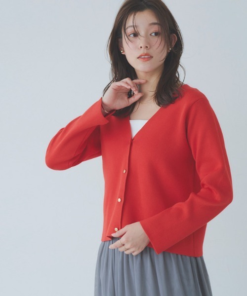 Pierrot(ピエロ)の「ショート丈ニットカーディガン(カーディガン/ボレロ・レディース・アイボリー/レッド/ブラック・M/L)」の4枚目の写真