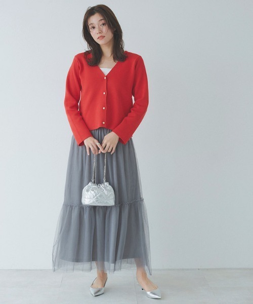 Pierrot(ピエロ)の「ショート丈ニットカーディガン(カーディガン/ボレロ・レディース・アイボリー/レッド/ブラック・M/L)」の6枚目の写真